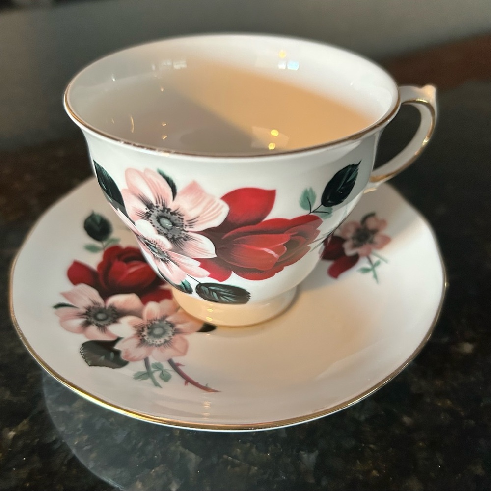 Vintage Royal Kent Bone China Teacup & Saucer Red Rose Floral England